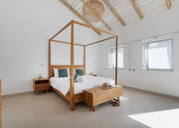 Quinta Do Ourives B&B 카르보에이루